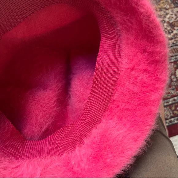 fuzzy hat, adult OS - Picture 3 of 4